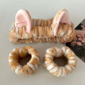 Niedliches Haarband mit Katzenohren und Armbändern, Plüsch-Stirnband zum Waschen des Gesichts, geeignet für Frauen und Männer, lässige Kopfbedeckung für zu Hause