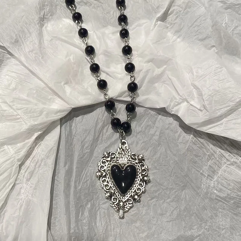 Vintage Gothic Fledermaus Kreuz Dunkle Anhänger Halskette Y2K Personalisierte Thorn Love Schwarze Perle Gestapelte Halskette Geeignete Halloween-Geschenke Vintage Gothic Fledermaus Kreuz Dunkle Anhänger Halskette Y2K Personalisierte Thorn Love Schwarze Perle Gestapelte Halskette Geeignete Halloween-Geschenke – Bild 5