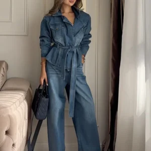 Modisches Damen-Set aus Jeansjacke und Hose mit Gürtel, Revers, langen Ärmeln, Taschen, weiten Hosenbeinen, Herbst 2026, lässiger, schicker Anzug für Damen