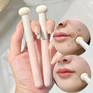 Der Pilzkopf-Concealer-Pinsel verfügt über weiche Borsten und puzzelt das Gesicht nicht, ist es ein Mini-Einzel-Make-up-Pinsel