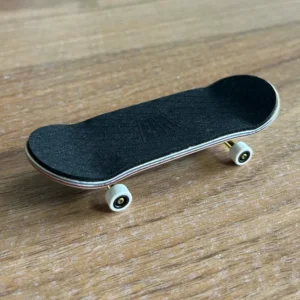 Professionelles Mini-Skateboard aus Holz, komplettes Finger-Skateboard aus Ahorn, 32 mm, 34 mm, perfektes Sammlerspielzeug, Geschenk für Kinder und Jugendliche