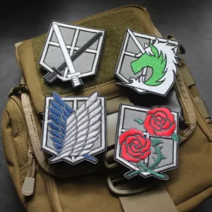 Attack on Titan Patch, besticktes Armband, Wings of Liberty, PVC-Gummi-Patches für taktische Rucksäcke, japanischer Anime-Abzeichen-Aufkleber