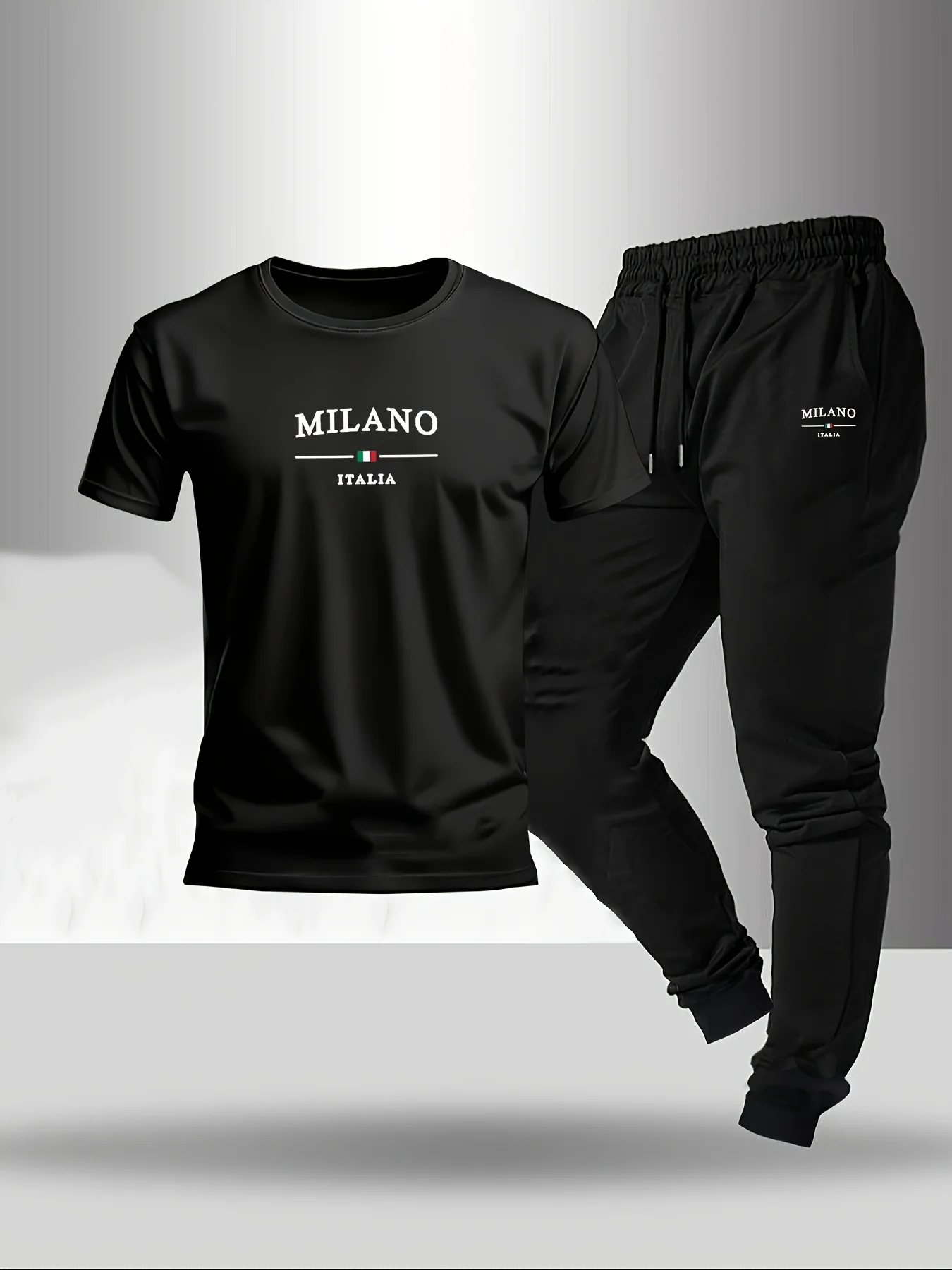 Sommermode Für Herren Mit Italienischem Buchstabendruck, Atmungsaktiv Und Bequem, Rundhals-T-Shirt Und Hose, Set Für Outdoor-Freizeitkleidung Sommermode Für Herren Mit Italienischem Buchstabendruck, Atmungsaktiv Und Bequem, Rundhals-T-Shirt Und Hose, Set Für Outdoor-Freizeitkleidung – Bild 2