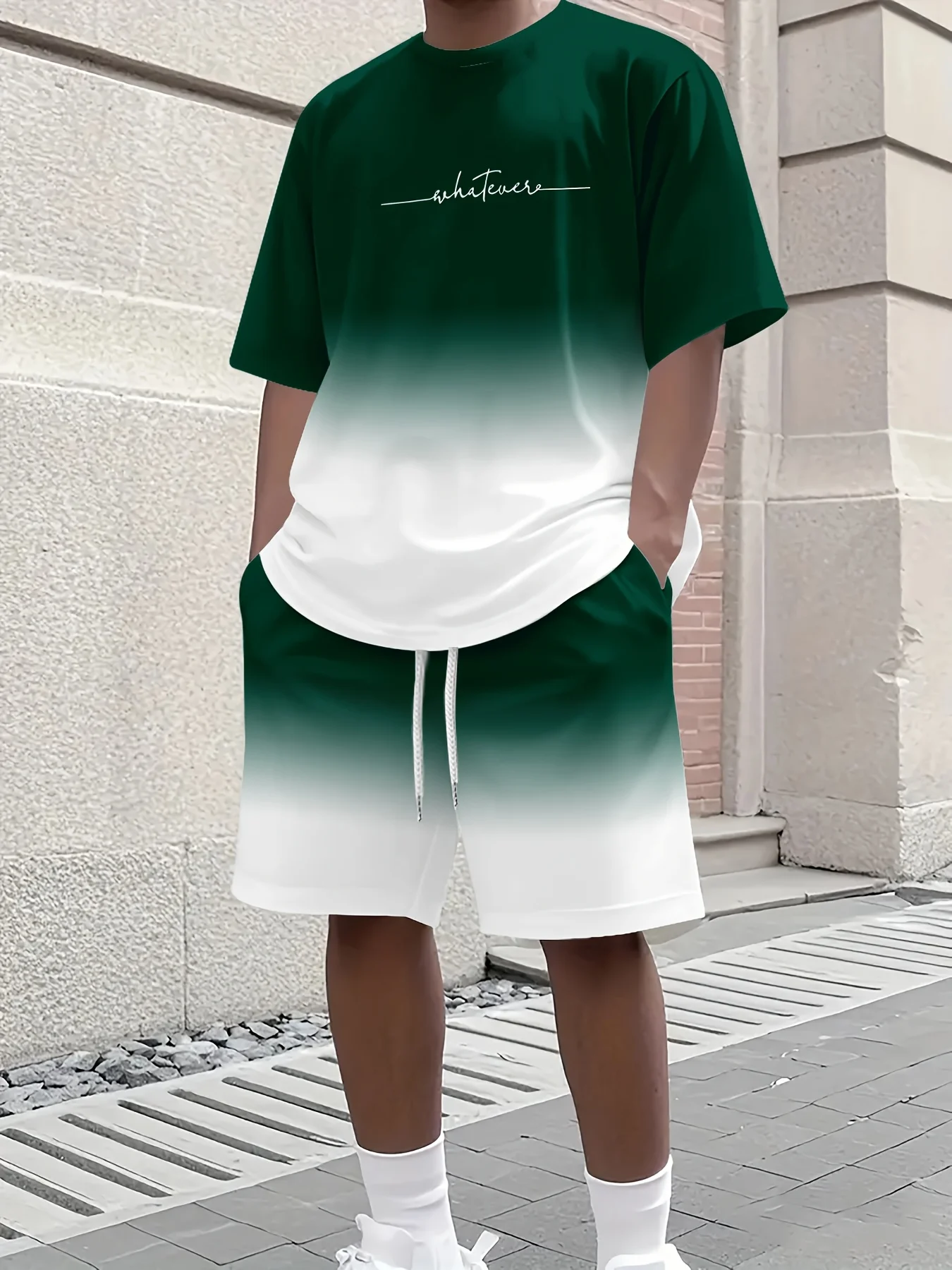 Sommerliches Farbverlauf-Sportset: Stylisches Herren-Sportshirt Mit Kurzen Ärmeln Und Schnelltrocknenden Shorts Mit Kordelzug Sommerliches Farbverlauf-Sportset: Stylisches Herren-Sportshirt Mit Kurzen Ärmeln Und Schnelltrocknenden Shorts Mit Kordelzug