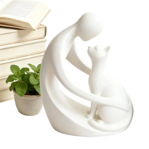 Katzenskulptur als Wohndekoration, eine Statue, die die Freundschaft zwischen Menschen und Katzen symbolisiert, ein Schreibtisch-Ornament für Katzenliebhaber.