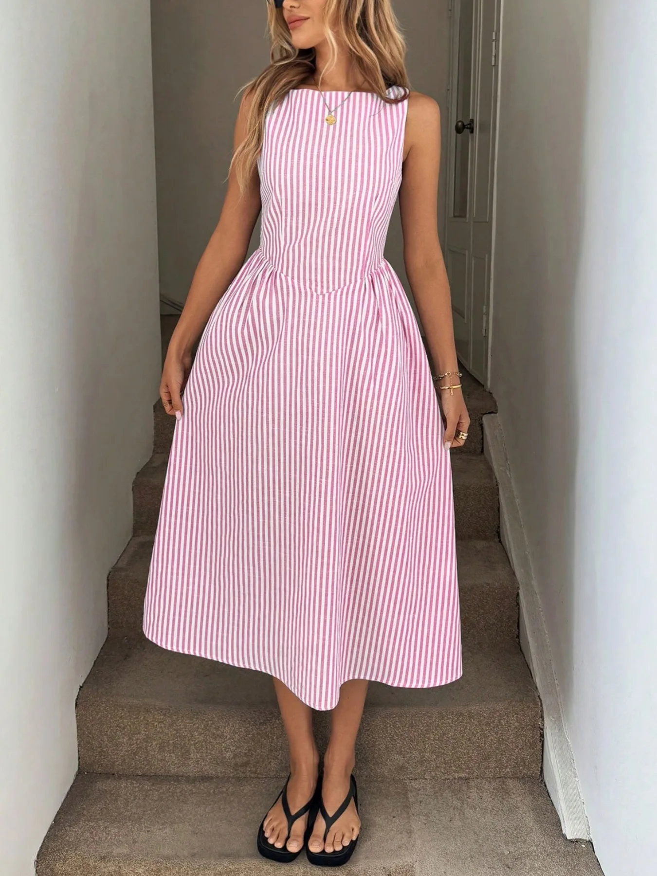 2025, Neues Schlankmachendes, Frisches, Vertikal Gestreiftes, Ärmelloses Sommerkleid Mit Elegantem Temperament 2025, Neues Schlankmachendes, Frisches, Vertikal Gestreiftes, Ärmelloses Sommerkleid Mit Elegantem Temperament – Bild 4